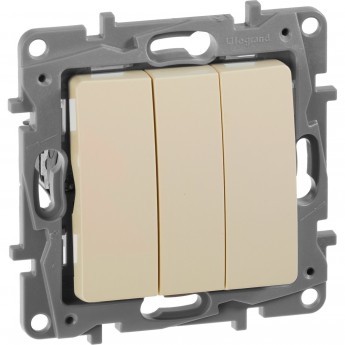 Выключатель LEGRAND Etika Plus трехклавишный 10 A 250 В слоновая кость Выключатель LEGRAND Etika Plus трехклавишный 10 A 250 В слоновая кость